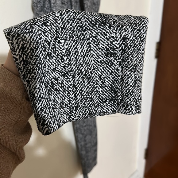 Express Black and white printed jumpsuit - Picture 3 of 6